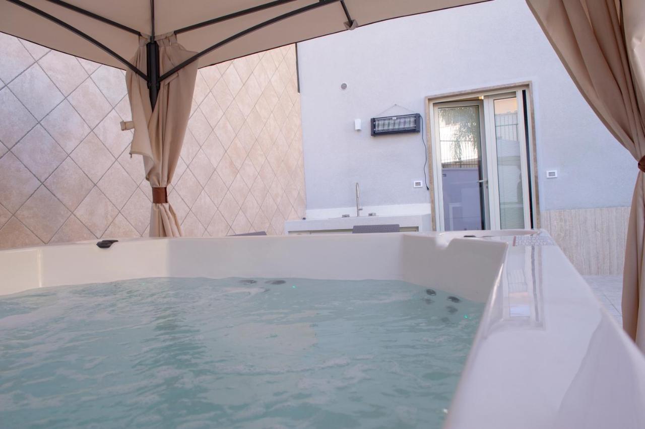 Joyce Luxury Suite Monopoli Eksteriør bilde